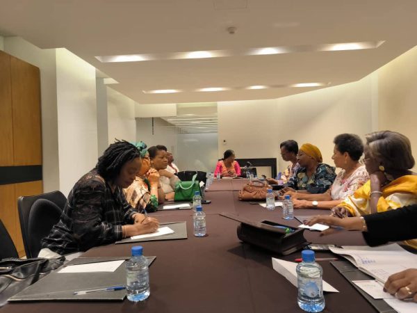 La conférence du Mercredi 09 Avril 2025 à l’hôtel Rotana à Kinshasa avec la conférencière Madame THÉRÈSE LUZOLO DIAMWANGAGA.